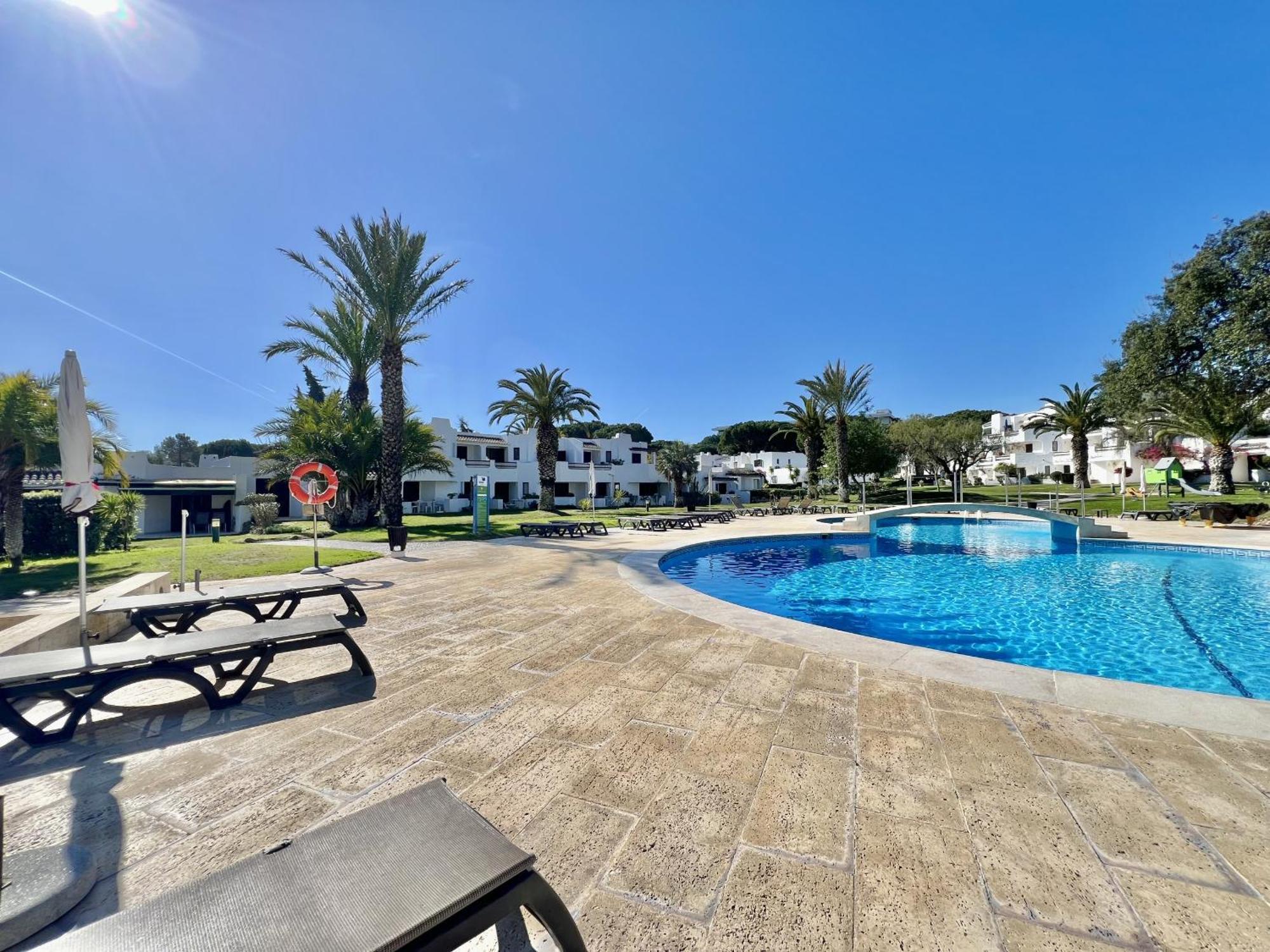 Albufeira Balaia Golf Vilage 1 With Pool By Homing Extérieur photo
